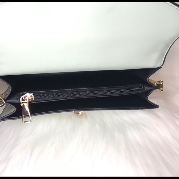 “Mint” Purse - Picture 3 of 4